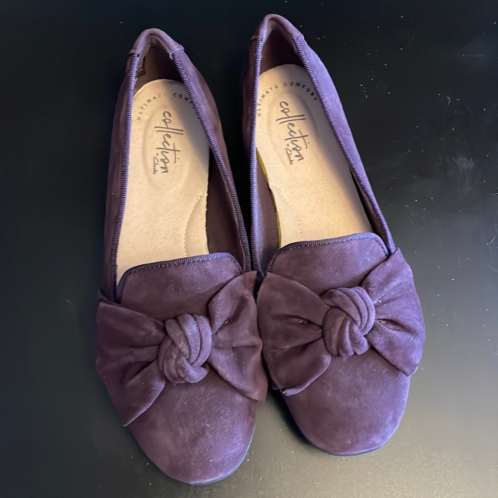 NWOT Purple Suede Clark’s Flats Bow Ultimate Comfort Collection